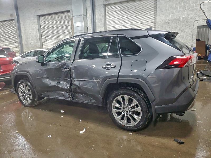 Photo 2 from auction – 2022 TOYOTA RAV4 LIMIT with VIN 2T3N1RFV0NW320223