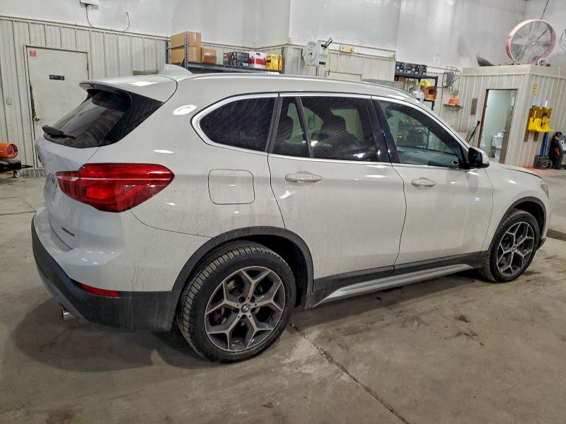 Photo 3 from auction – 2018 BMW X1 XDRIVE2 with VIN WBXHT3C3XJ5L28700
