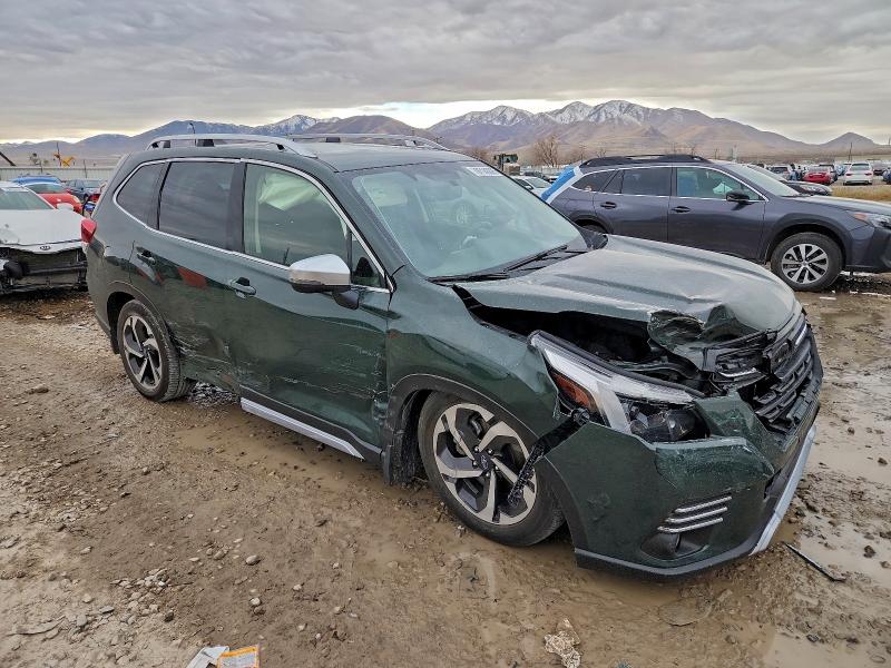 Photo 4 from auction – 2023 SUBARU FORESTER T with VIN JF2SKARC6PH416802