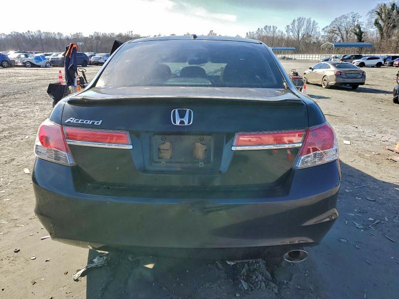Photo 6 from auction – 2011 HONDA ACCORD EXL with VIN 1HGCP2F89BA133016