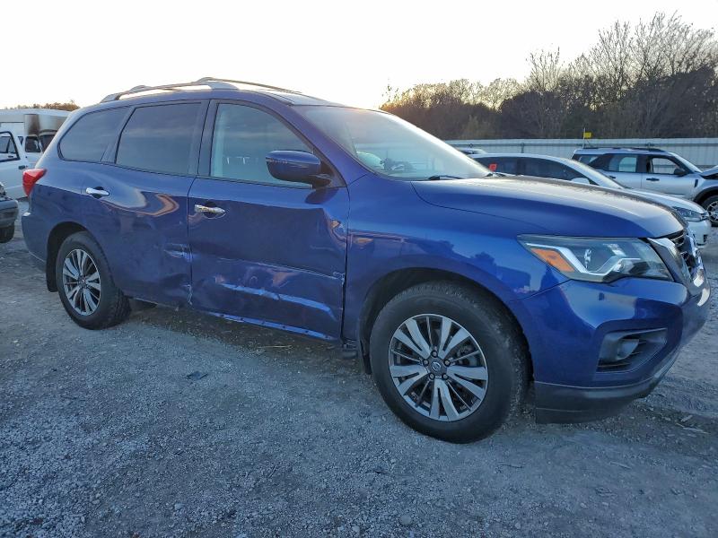 Photo 4 from auction – 2018 NISSAN PATHFINDER with VIN 5N1DR2MN7JC654739