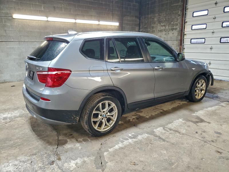 Photo 3 from auction – 2011 BMW X3 XDRIVE3 with VIN 5UXWX7C50BL733493