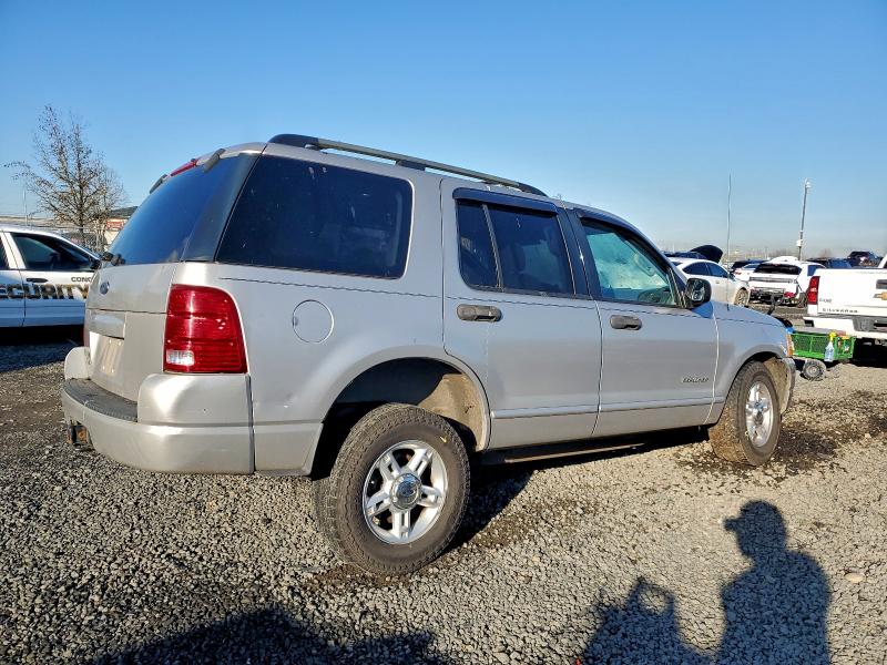 Photo 3 from auction – 2004 FORD EXPLORER X with VIN 1FMZU73K84ZB34267