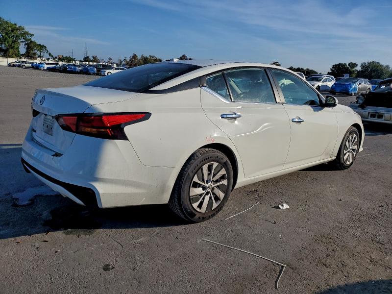 Photo 3 from auction – 2019 NISSAN ALTIMA S with VIN 1N4BL4BV9KC169439