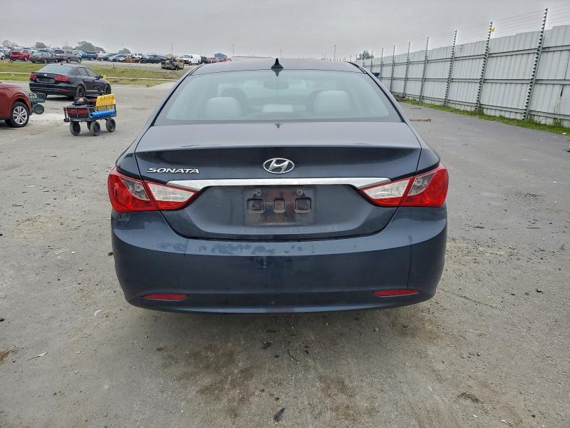 Photo 6 from auction – 2012 HYUNDAI SONATA GLS with VIN 5NPEB4AC2CH330648