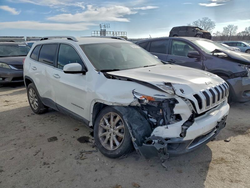 Photo 4 from auction – 2015 JEEP CHEROKEE L with VIN 1C4PJMDS4FW692896