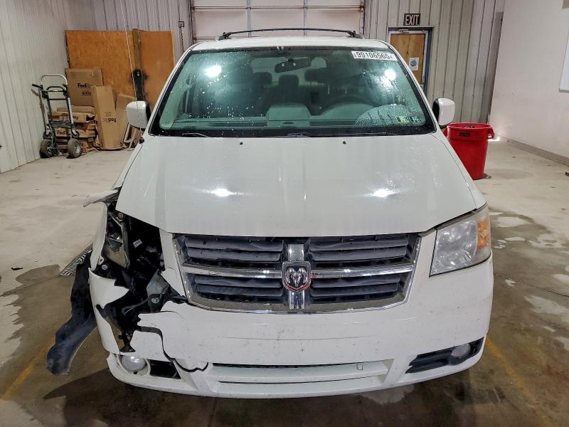 Photo 5 from auction – 2010 DODGE GRAND CARA with VIN 2D4RN5D10AR121324