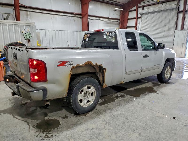 Photo 3 from auction – 2013 CHEVROLET SILVERADO with VIN 1GCRKSE70DZ186885