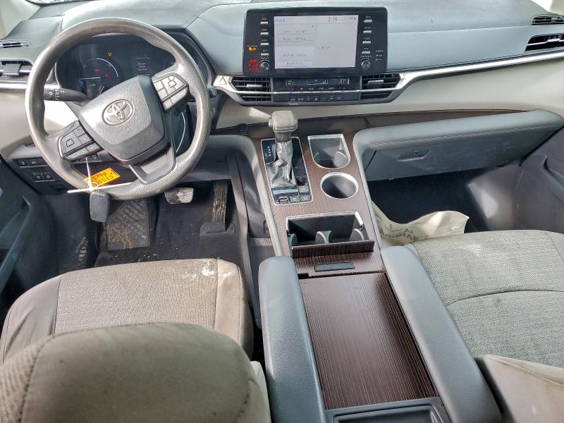 Photo 8 from auction – 2022 TOYOTA SIENNA LE with VIN 5TDKSKFC8NS070284