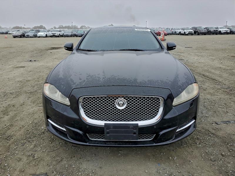 Photo 5 from auction – 2013 JAGUAR XJ with VIN SAJWA1C75D8V56349