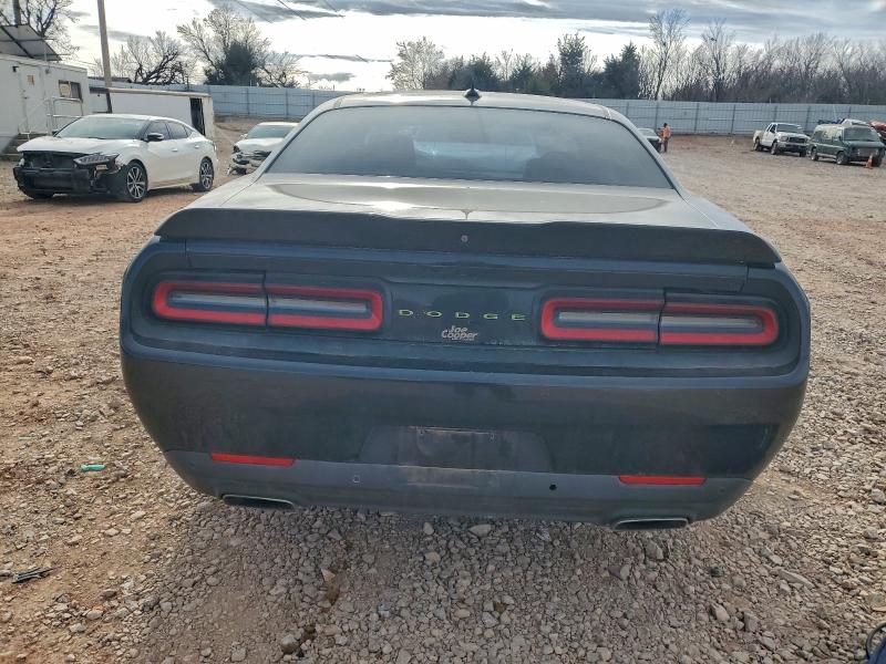 Photo 6 from auction – 2016 DODGE CHALLENGER with VIN 2C3CDZAG5GH353314