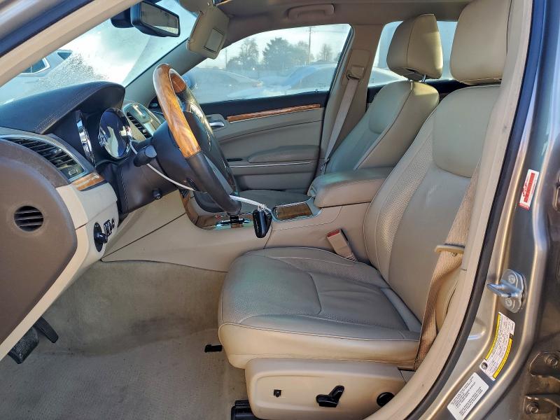 Photo 7 from auction – 2014 CHRYSLER 300C with VIN 2C3CCAKG2EH306189