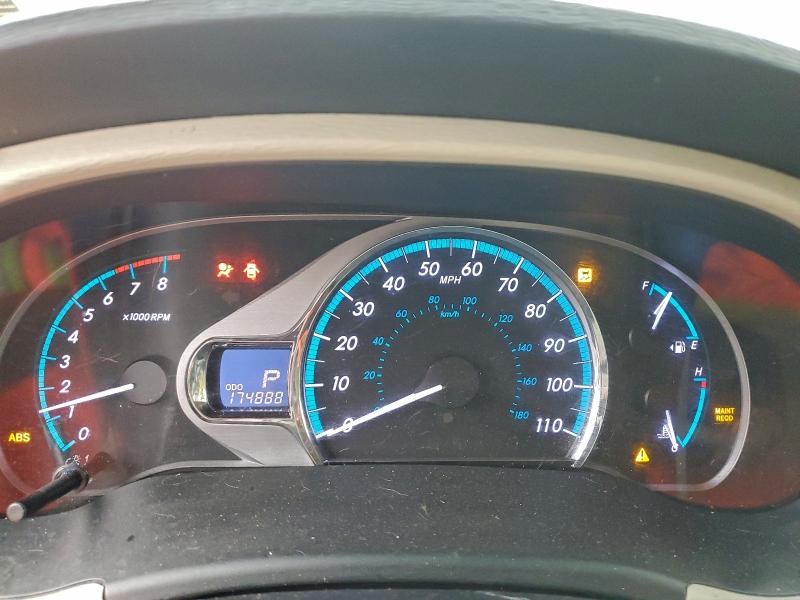 Photo 9 from auction – 2011 TOYOTA SIENNA XLE with VIN 5TDYK3DC0BS036418