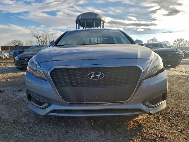 Photo 5 from auction – 2017 HYUNDAI SONATA with VIN KMHE24L16HA050933
