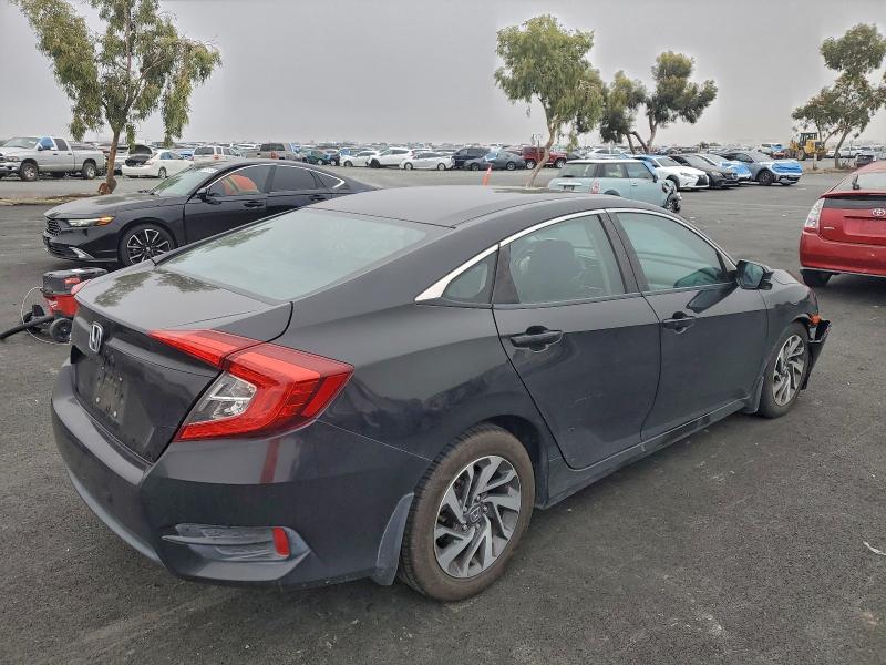 Photo 3 from auction – 2016 HONDA CIVIC EX with VIN 19XFC2F76GE224795