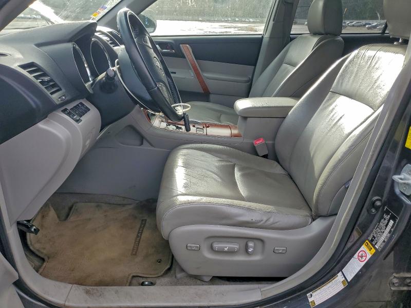 Photo 7 from auction – 2009 TOYOTA HIGHLANDER with VIN JTEES42A492140739