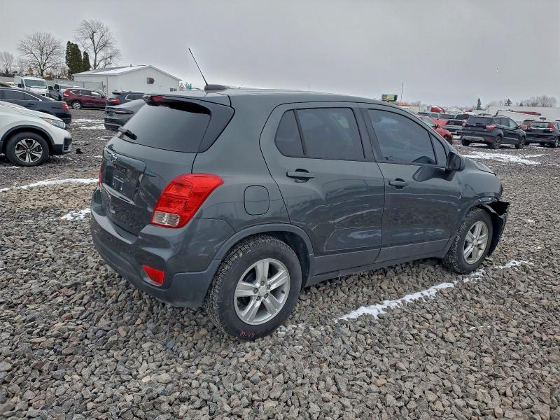 Photo 3 from auction – 2020 CHEVROLET TRAX LS with VIN 3GNCJKSB7LL240648