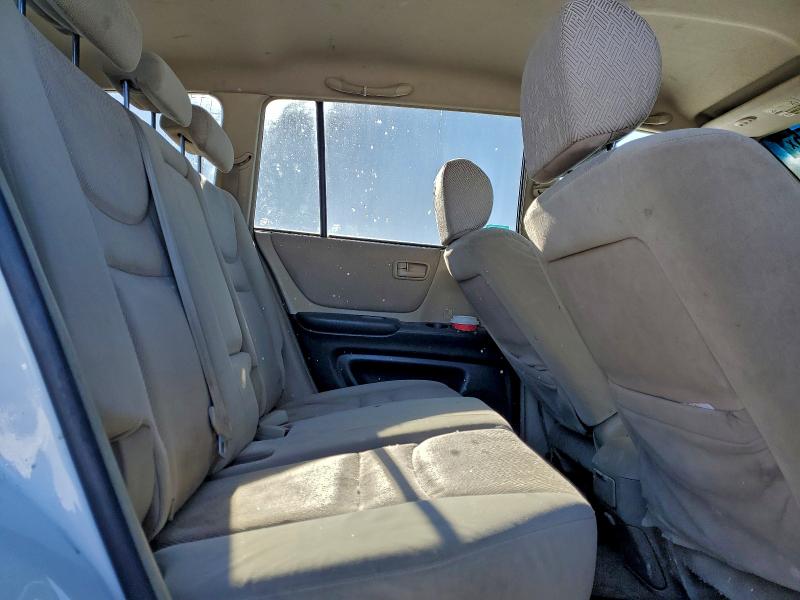 Photo 11 from auction – 2003 TOYOTA HIGHLANDER with VIN JTEGD21A930063720