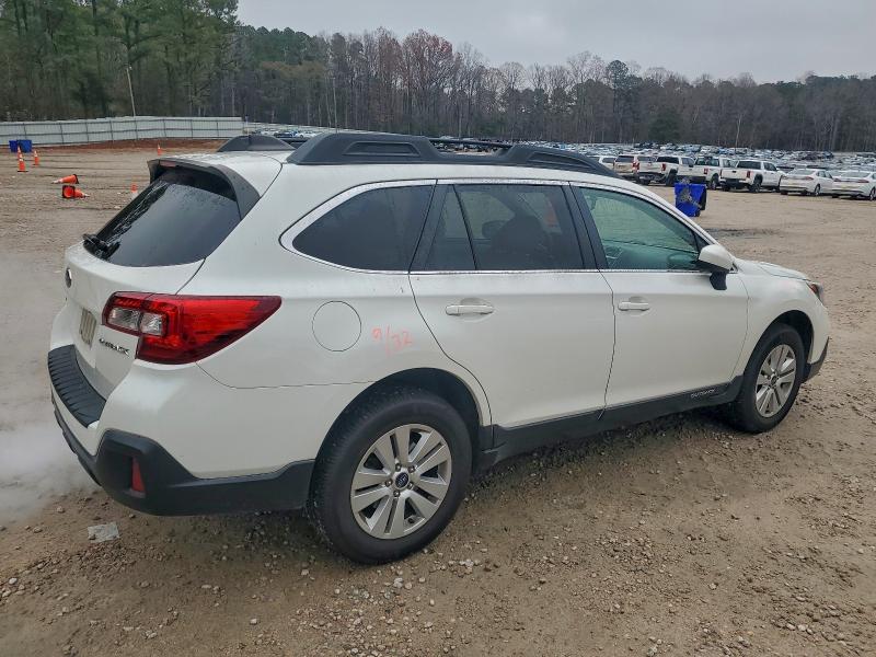 Photo 3 from auction – 2018 SUBARU OUTBACK 2. with VIN 4S4BSACC2J3228351