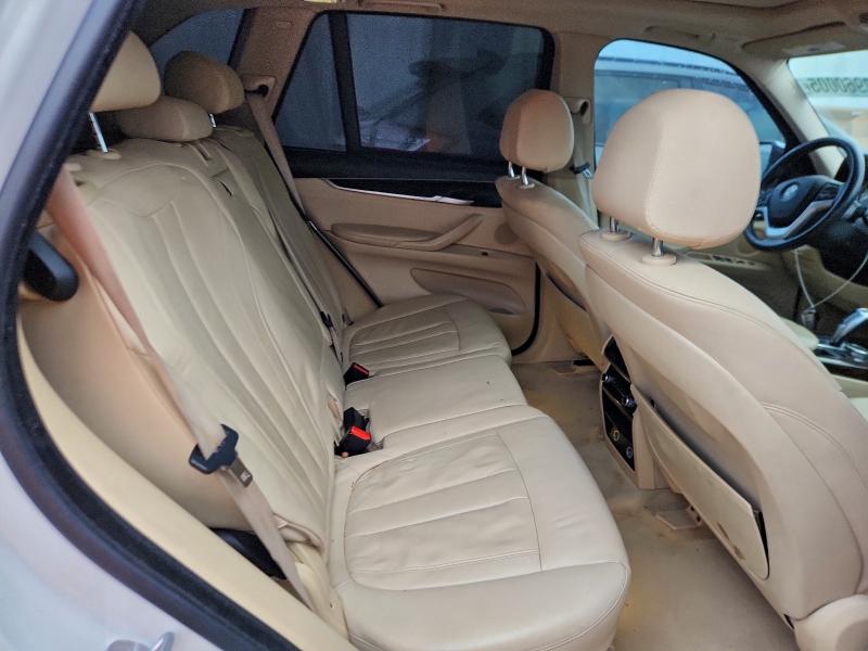 Photo 11 from auction – 2015 BMW X5 SDRIVE3 with VIN 5UXKR2C5XF0H39856