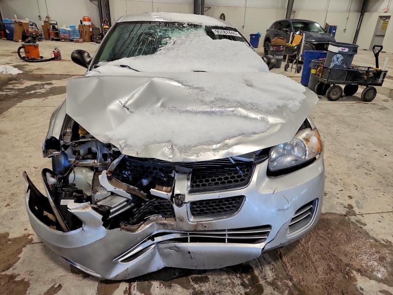 Photo 5 from auction – 2004 DODGE STRATUS SX with VIN 1B3EL46XX4N217025