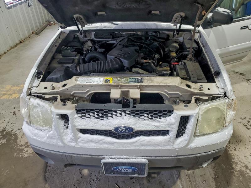 Photo 11 from auction – 2003 FORD EXPLORER S with VIN 1FMZU67E43UC69823