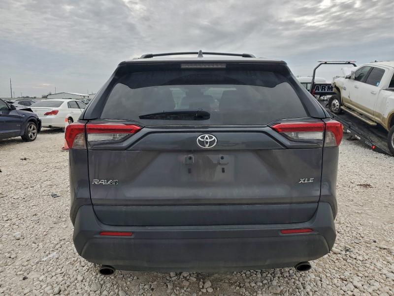 Photo 6 from auction – 2024 TOYOTA RAV4 XLE with VIN 2T3W1RFV3RW307623
