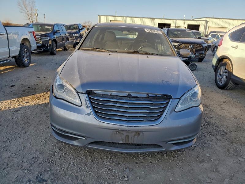 Photo 5 from auction – 2013 CHRYSLER 200 with VIN 1C3CCBBG7DN527489