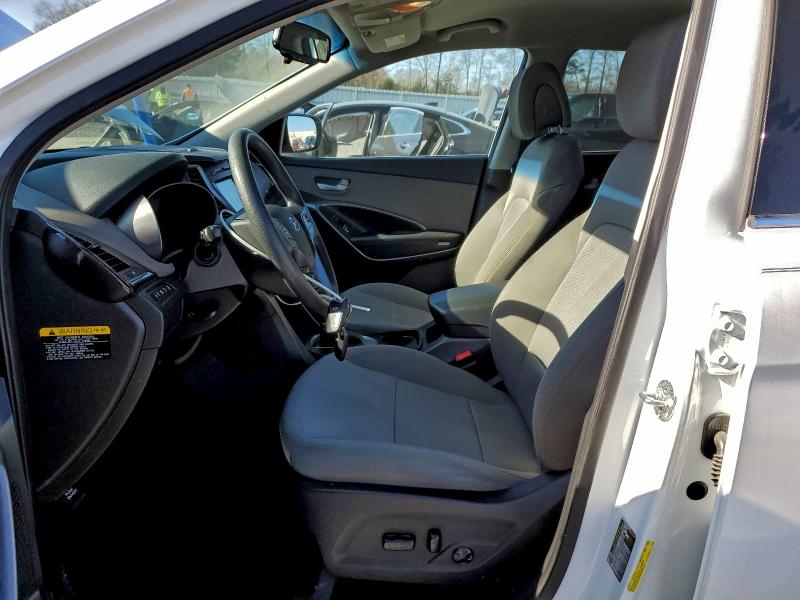Photo 7 from auction – 2017 HYUNDAI SANTA FE S with VIN 5NMZU3LB1HH050816
