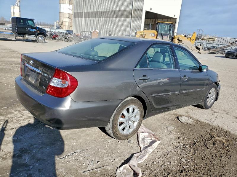 Photo 3 from auction – 2002 TOYOTA CAMRY LE with VIN 4T1BF30K92U539900