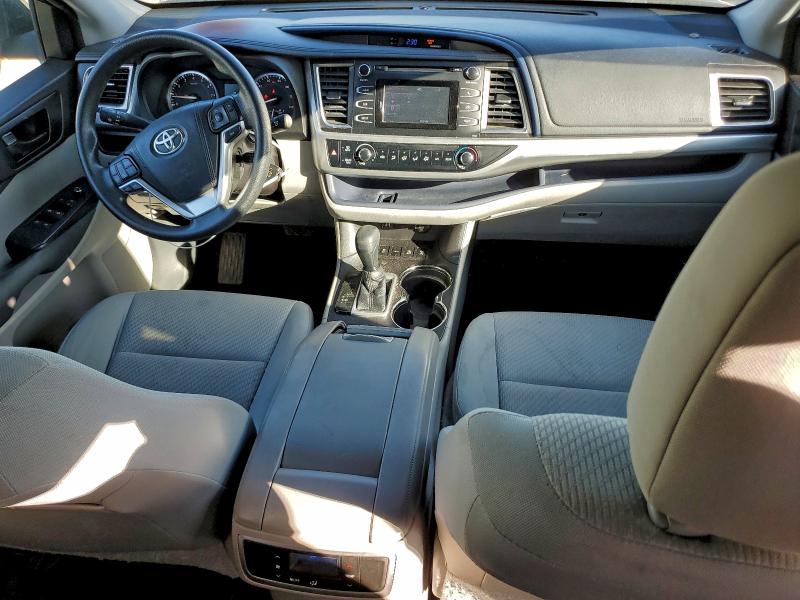 Zdjęcie 8 z aukcji – 2016 TOYOTA HIGHLANDER z VIN 5TDBKRFHXGS284118