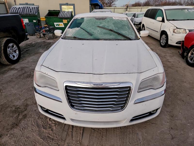 Photo 5 from auction – 2014 CHRYSLER 300 with VIN 2C3CCARG4EH211767
