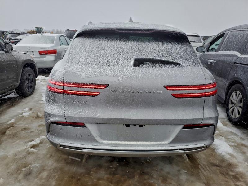 Photo 6 from auction – 2023 GENESIS GV70 BASE with VIN 5NMMCET13PH000417