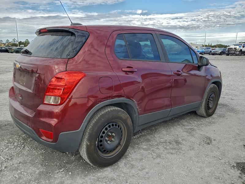 Photo 3 from auction – 2017 CHEVROLET TRAX LS with VIN 3GNCJKSB9HL157505
