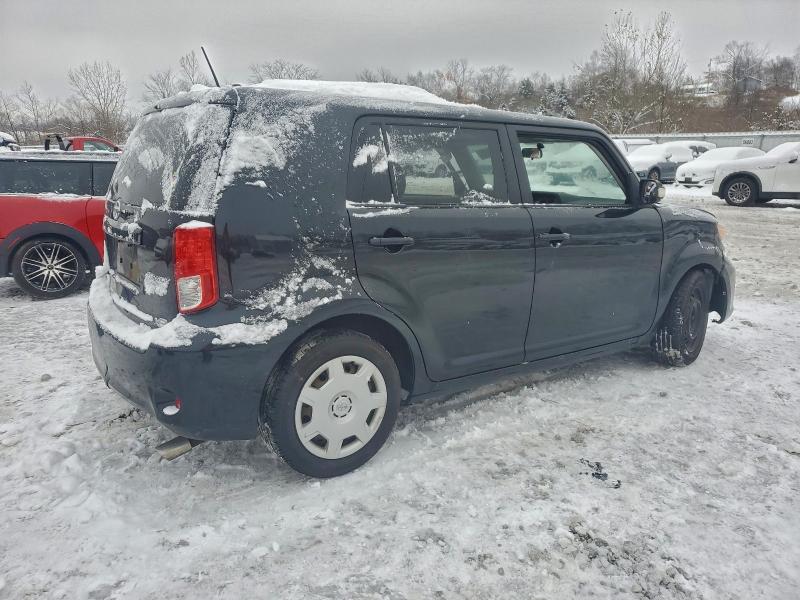 Photo 3 from auction – 2012 TOYOTA SCION XB with VIN JTLZE4FE2CJ020255