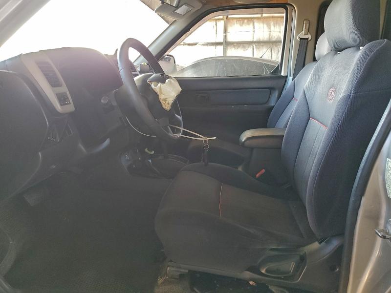 Photo 7 from auction – 2001 NISSAN FRONTIER K with VIN 1N6MD26Y51C359064