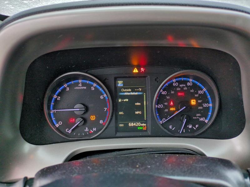 Photo 9 from auction – 2018 TOYOTA RAV4 ADVEN with VIN 2T3RFREV9JW841813