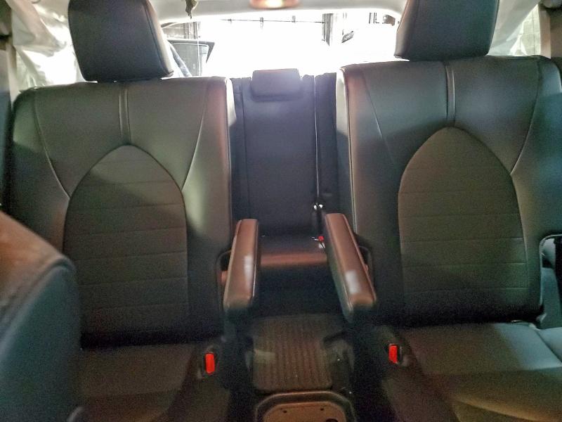 Photo 10 from auction – 2021 TOYOTA HIGHLANDER with VIN 5TDHZRBH9MS523231