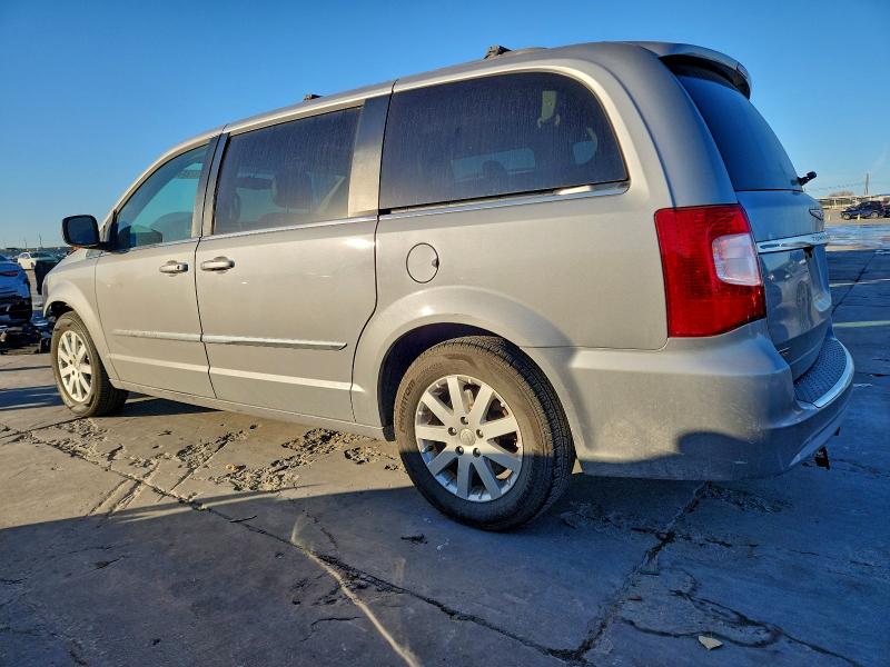 Photo 2 from auction – 2014 CHRYSLER TOWN & COU with VIN 2C4RC1BG8ER394231