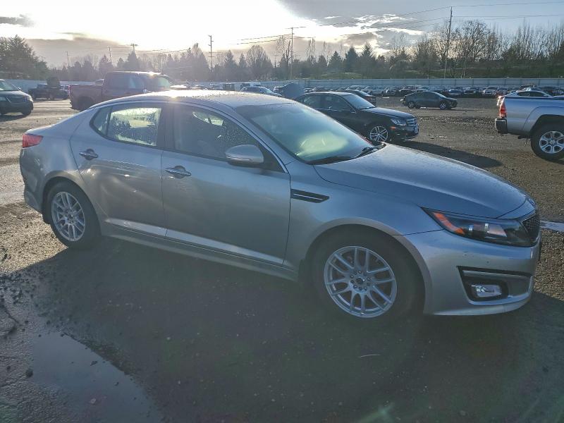 Photo 4 from auction – 2015 KIA OPTIMA LX with VIN 5XXGM4A76FG465654