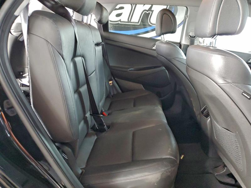 Photo 10 from auction – 2016 HYUNDAI TUCSON with VIN KM8J33A29GU253166