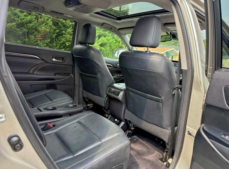 Photo 6 from auction – 2014 TOYOTA HIGHLANDER with VIN 5TDDKRFH6ES048832