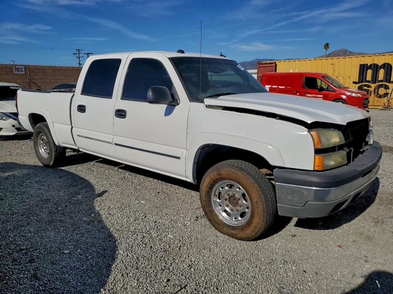 Photo 4 from auction – 2005 CHEVROLET SILVERADO with VIN 1GCGC13U25F851425