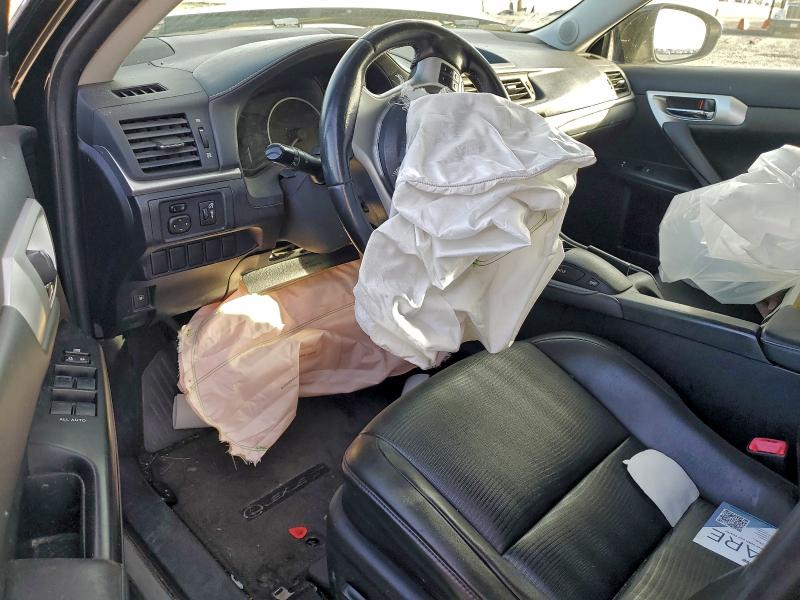 Photo 8 from auction – 2012 LEXUS CT 200 with VIN JTHKD5BH2C2068613