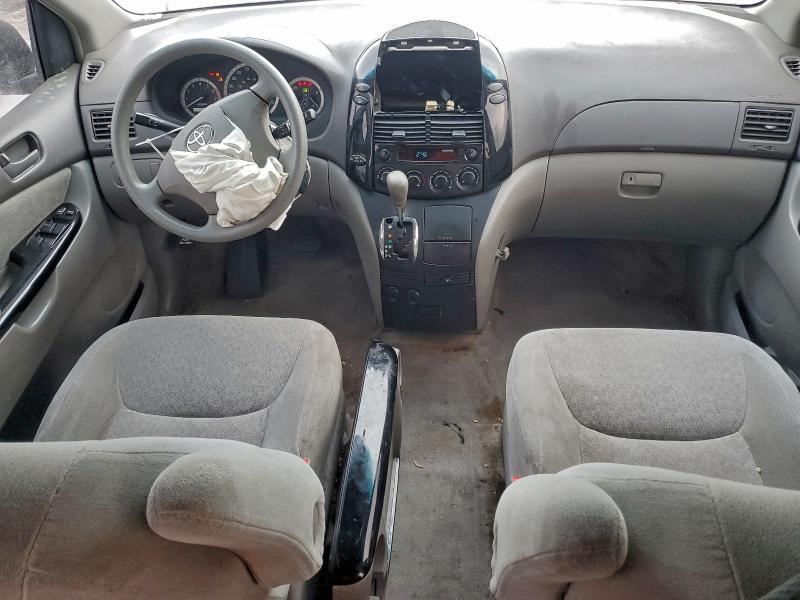 Photo 8 from auction – 2005 TOYOTA SIENNA with VIN 5TDZA23C55S335331