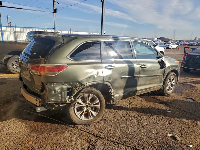 Photo 3 from auction – 2015 TOYOTA HIGHLANDER with VIN 5TDJKRFH1FS147725