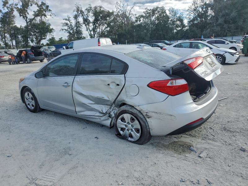 Photo 2 from auction – 2016 KIA FORTE LX with VIN KNAFK4A64G5441901