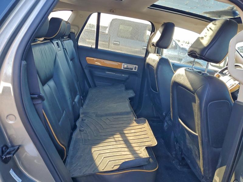 Zdjęcie 10 z aukcji – 2008 LINCOLN MKX z VIN 2LMDU88C18BJ38949