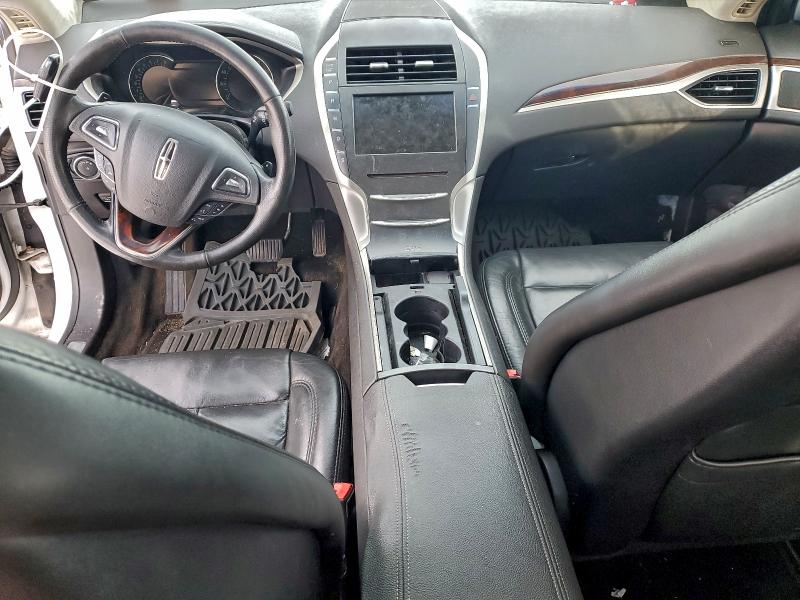 Photo 8 from auction – 2014 LINCOLN MKZ with VIN 3LN6L2J96ER816322