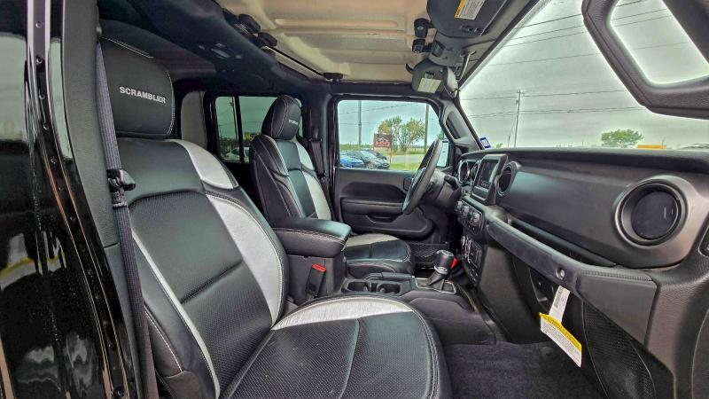 Photo 5 from auction – 2023 JEEP GLADIATOR with VIN 1C6HJTAG8PL504311